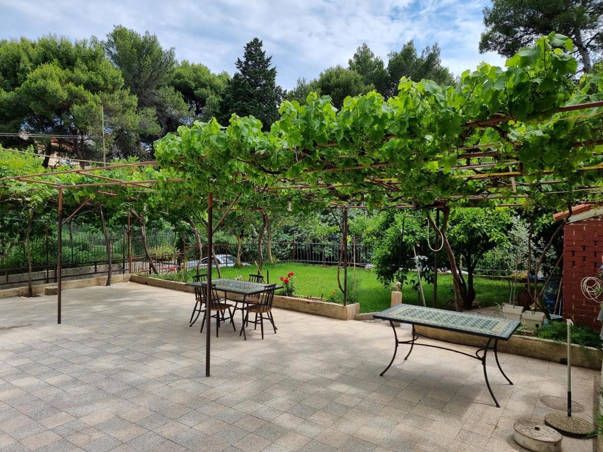 Retreat With Free Parking