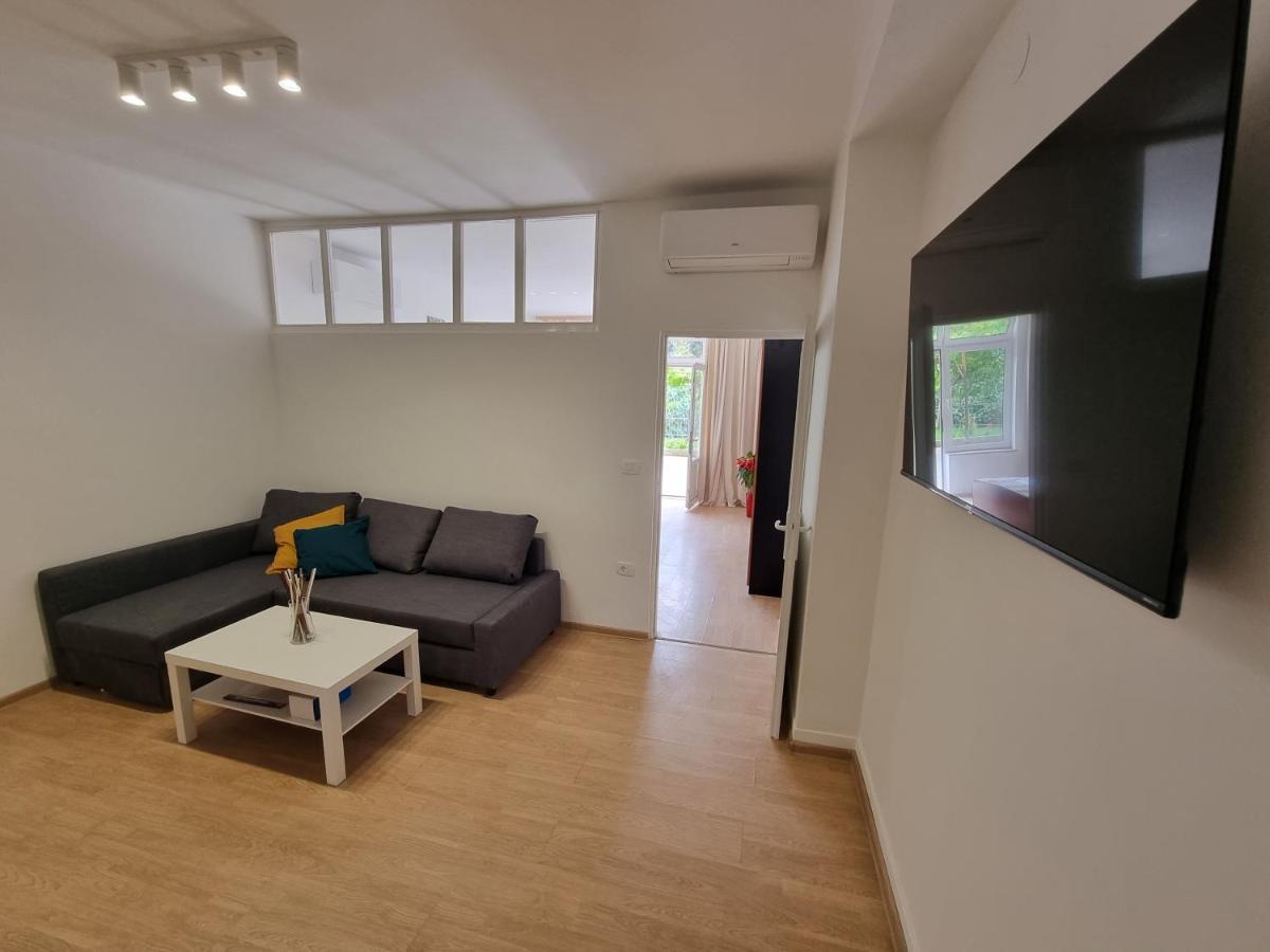 Apartman Retreat With Free Parking *
